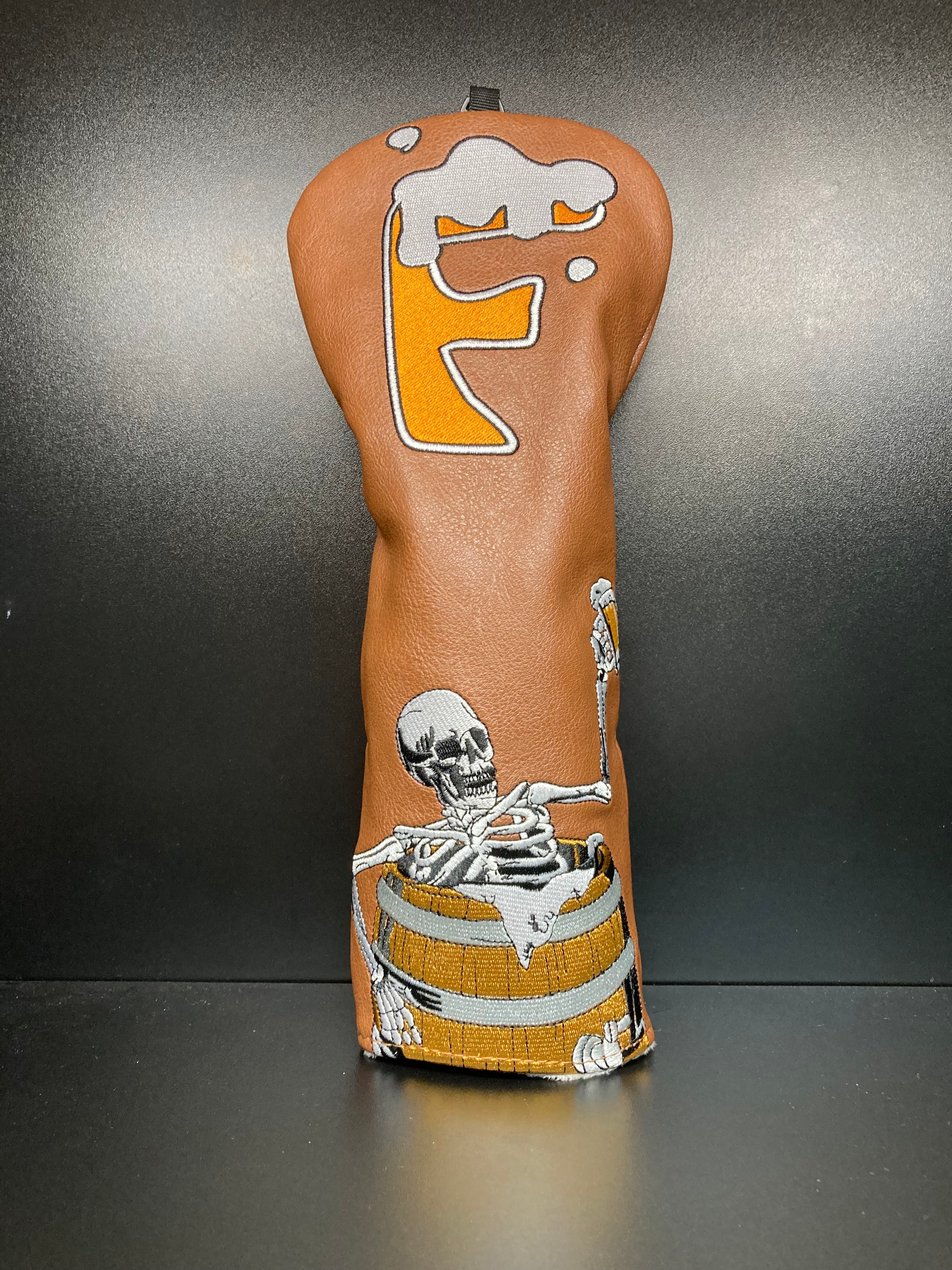 Barrel Drinking Skeleton Magnetic Headcover - Image 3