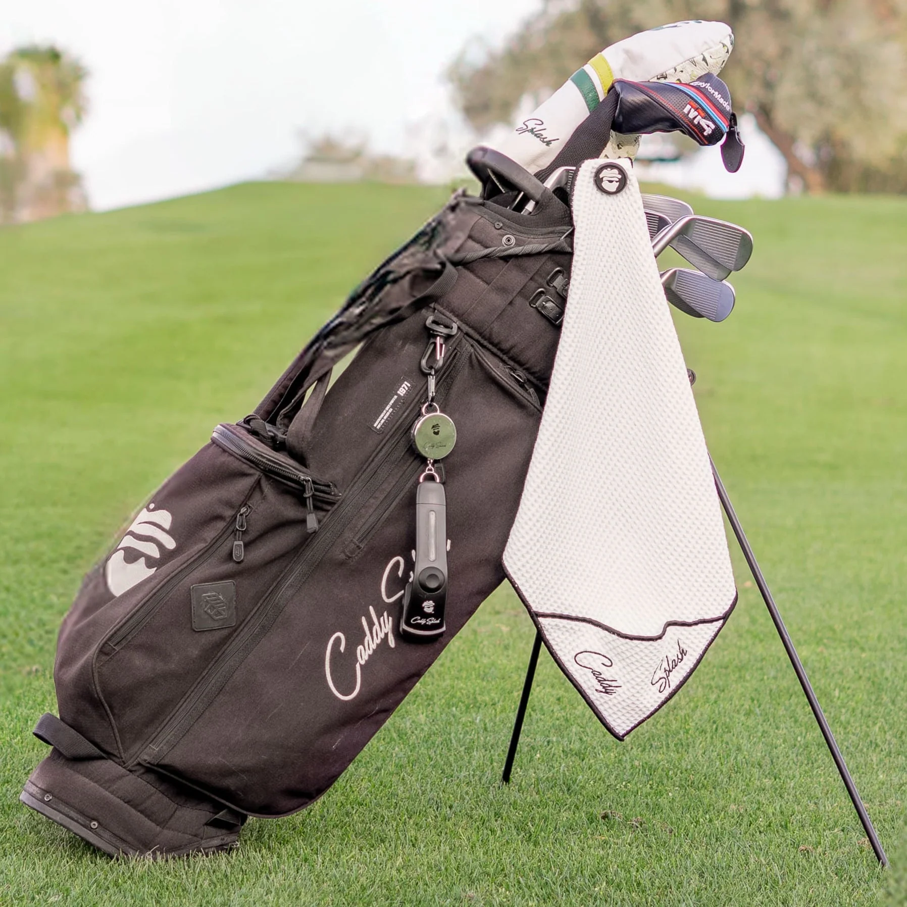 Golf Pocket Mag Towel - White + Golf Club Water Brush Pro Bundle - Image 8