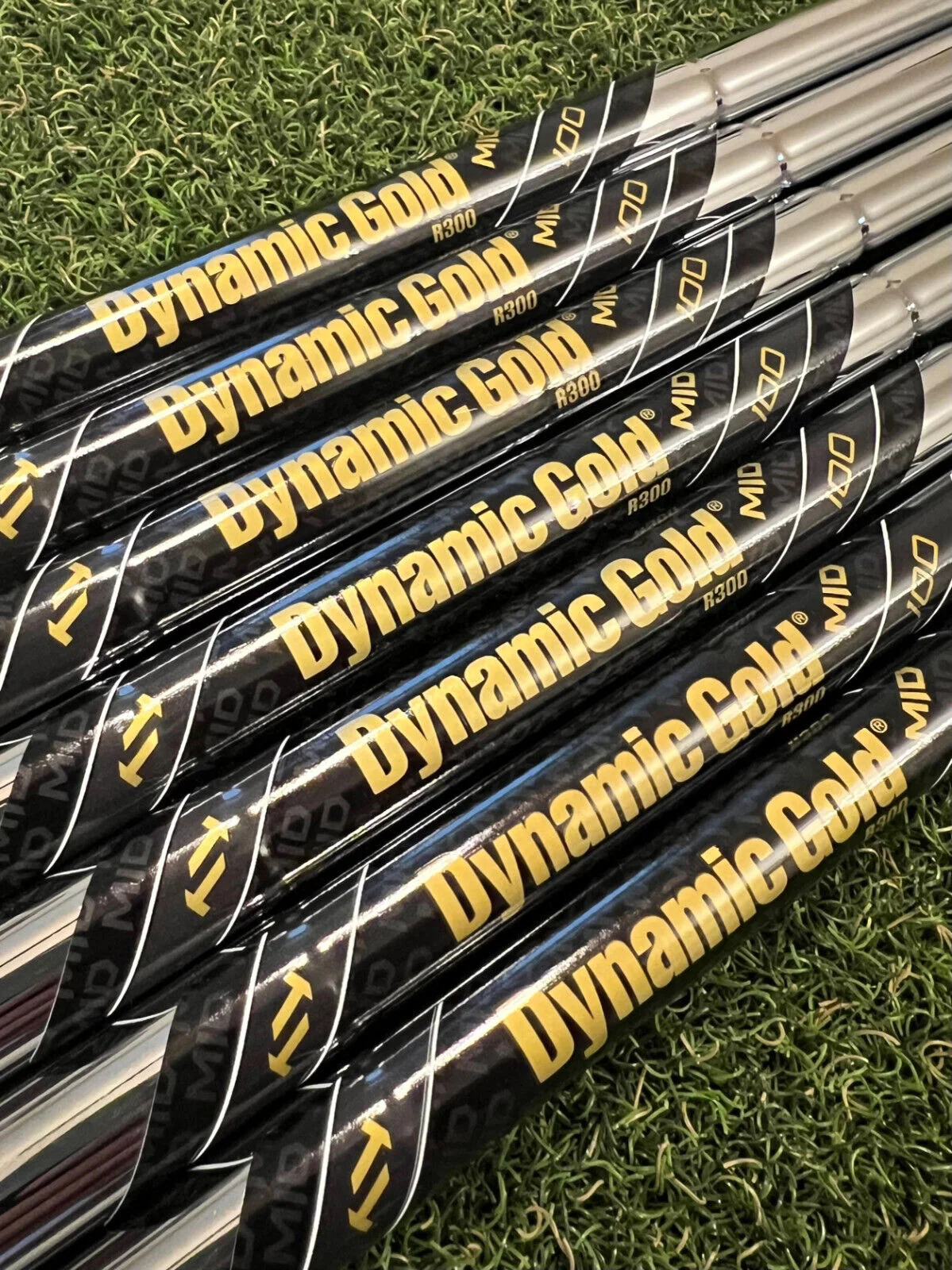 True Temper Dynamic Gold Mid 100g Wedge Shaft .355" Taper Tip - Image 2
